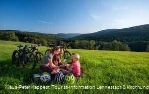 Radfahren mit Picknick